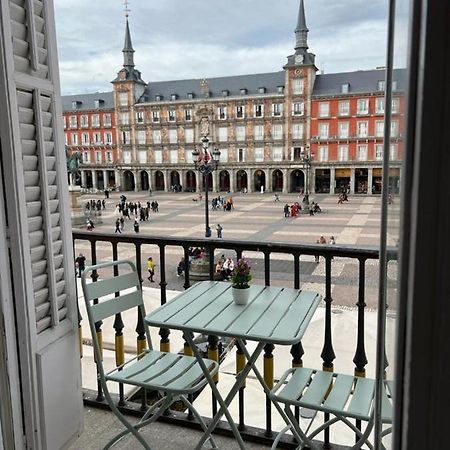 Plaza Mayor Madrid Extérieur photo