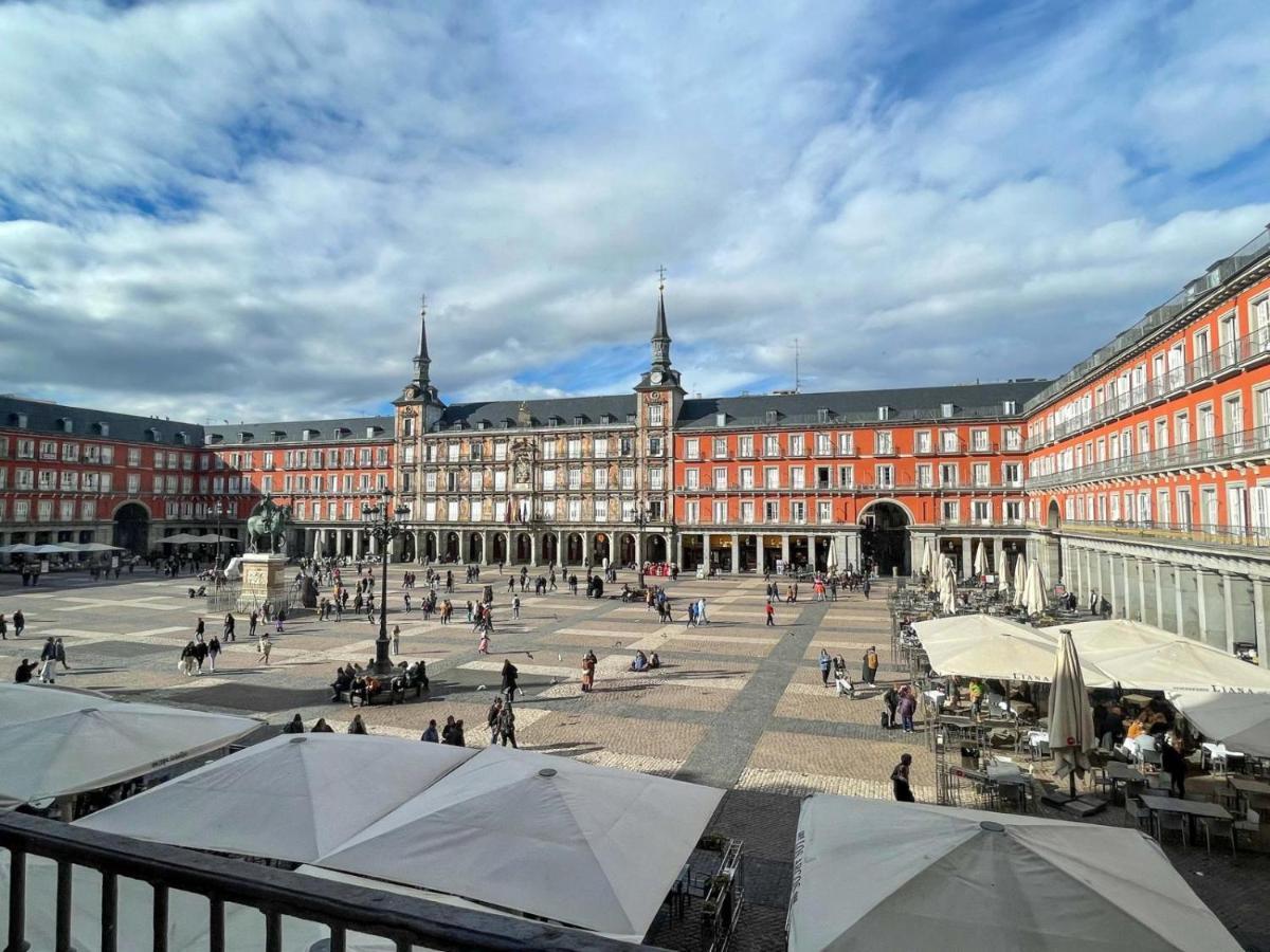 Plaza Mayor Madrid Extérieur photo